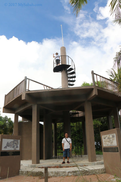 The observatory platform that looks like a mainsail of a boat