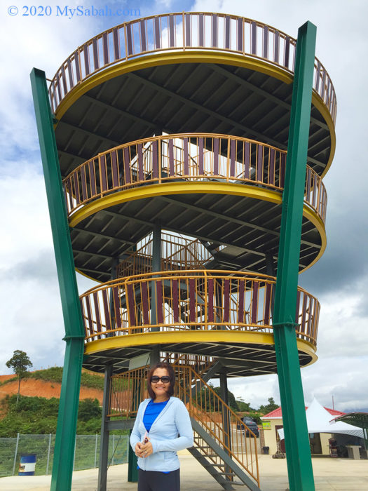 Sinurambi Tower is painted green, yellow, and gold colors, the colors of bamboo plant