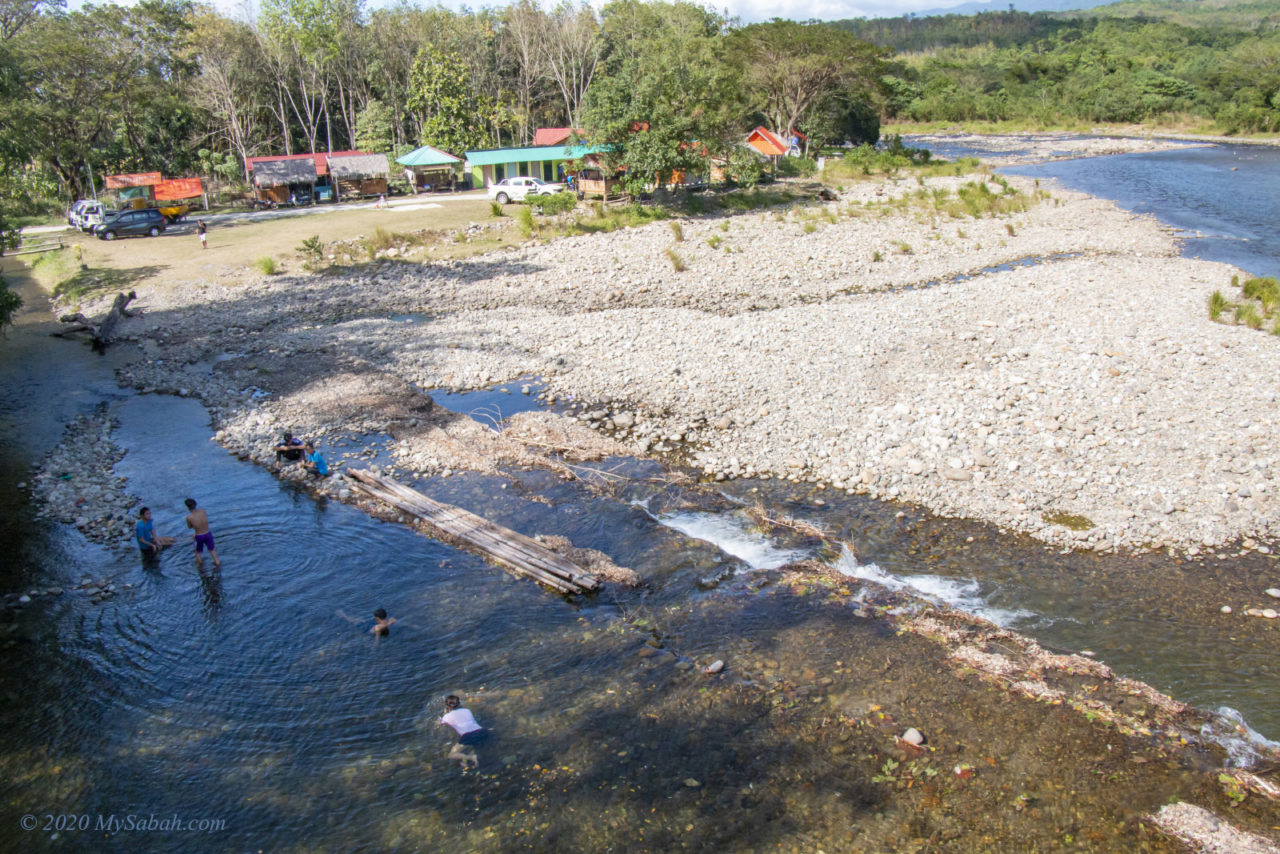 Tegudon Tourism Village and its river