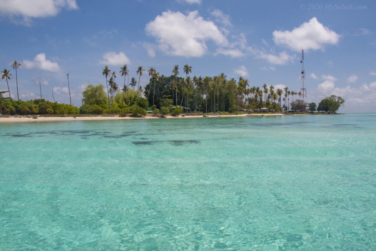 Crystal clear water of Sibuan