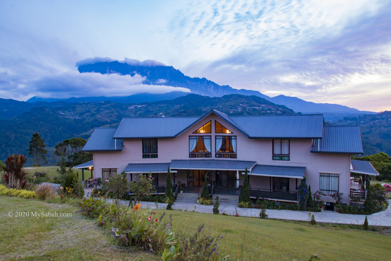 Hounon Ridge building and Mount Kinabalu