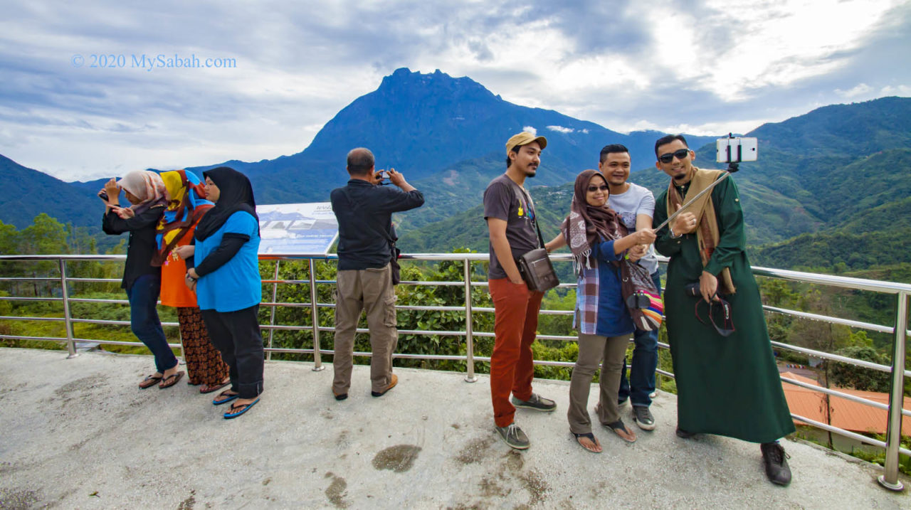 Mount Kinabalu viewing platform of Nabalu Town