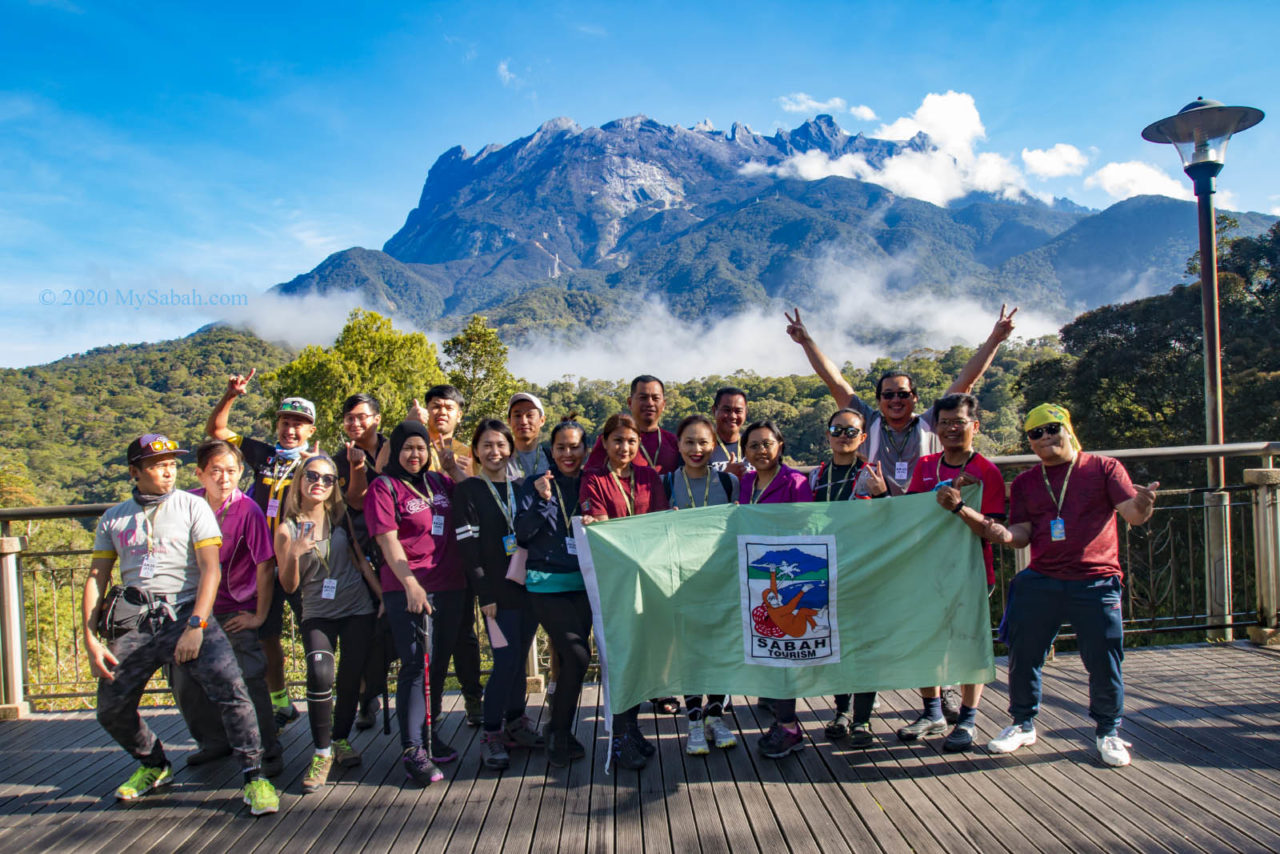 group photo before climbing Mount Kinabalu