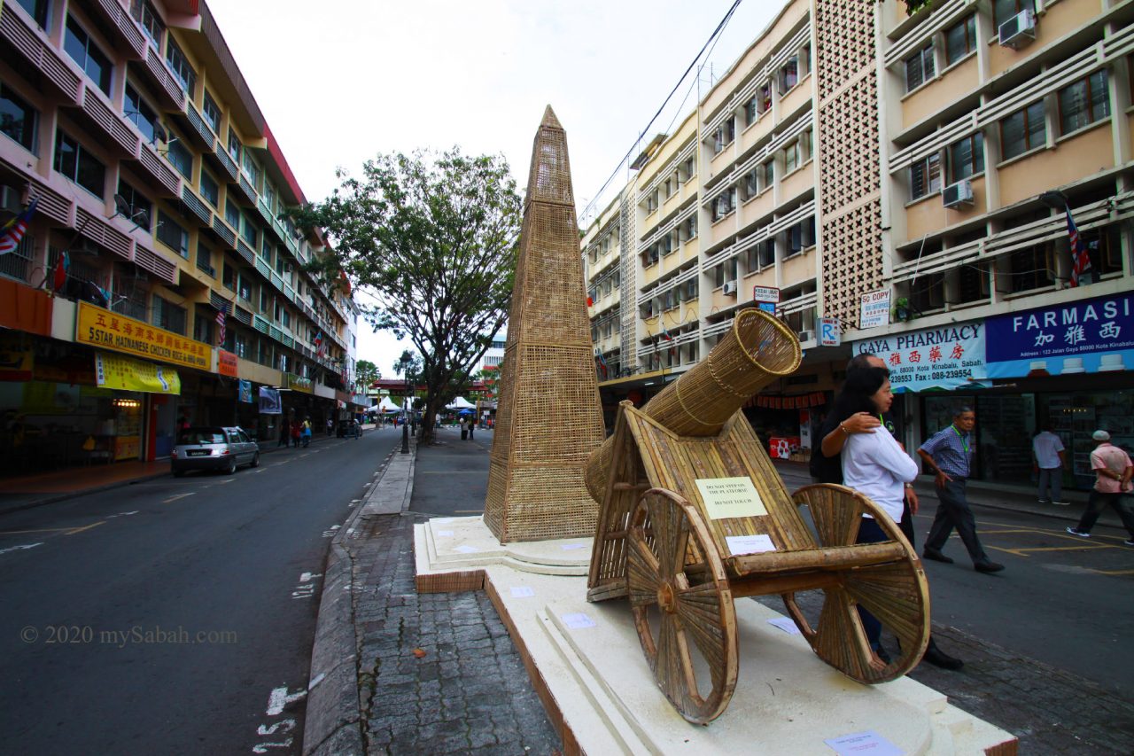 Replica of North Borneo War Monument in Gaya Street
