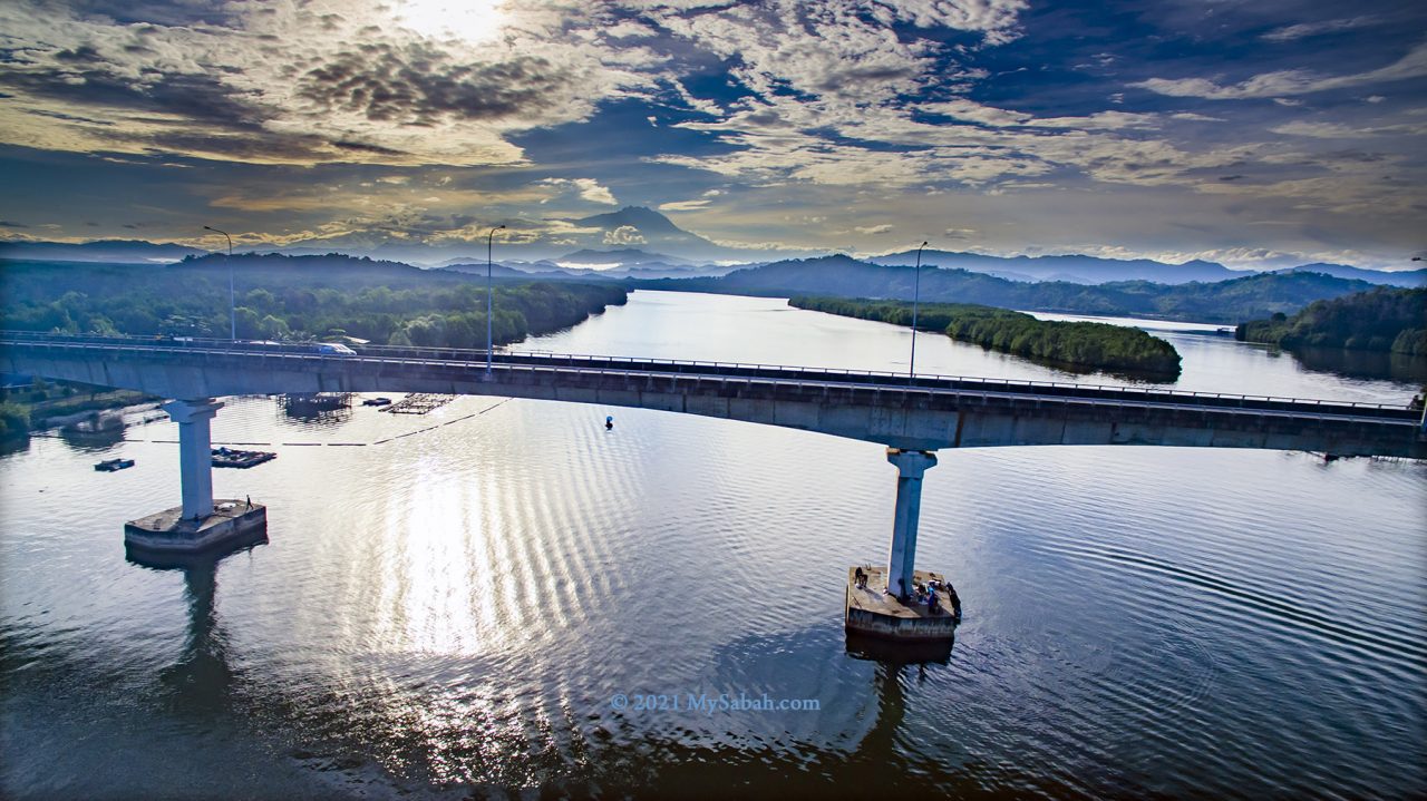 Mengkabong River Bridge and Mount Kinabalu