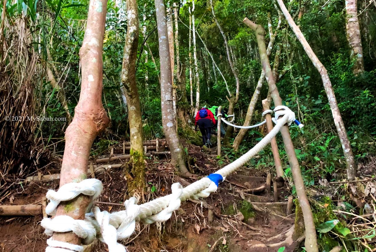 Steep trail to Maragang Hill