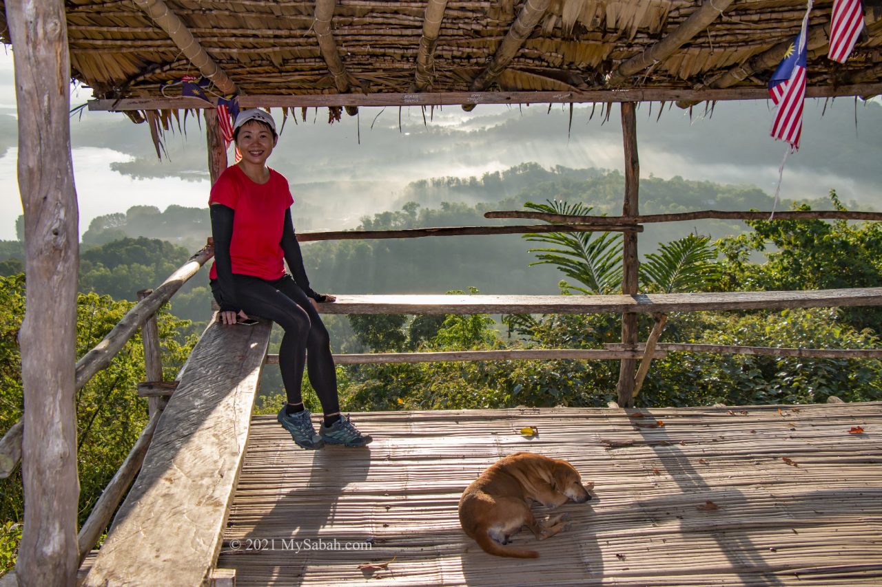 photo in the hut of Nuluh Lapai