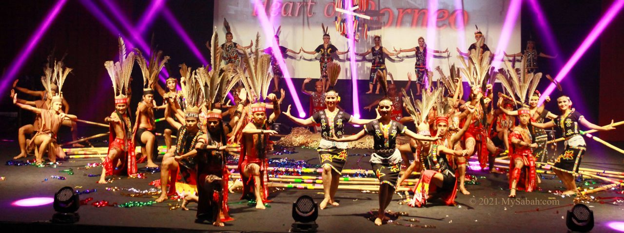 Ending pose of Magunatip bamboo dance