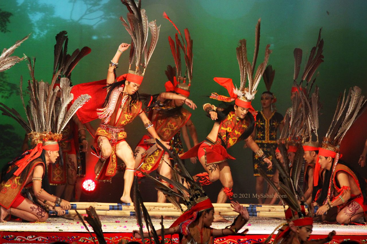 Magunatip bamboo dance of Murut people