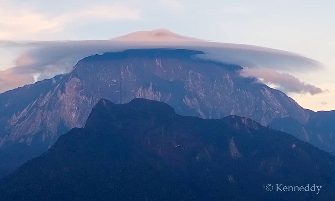 The hat of Mount Kinabalu (Lenticular clouds)