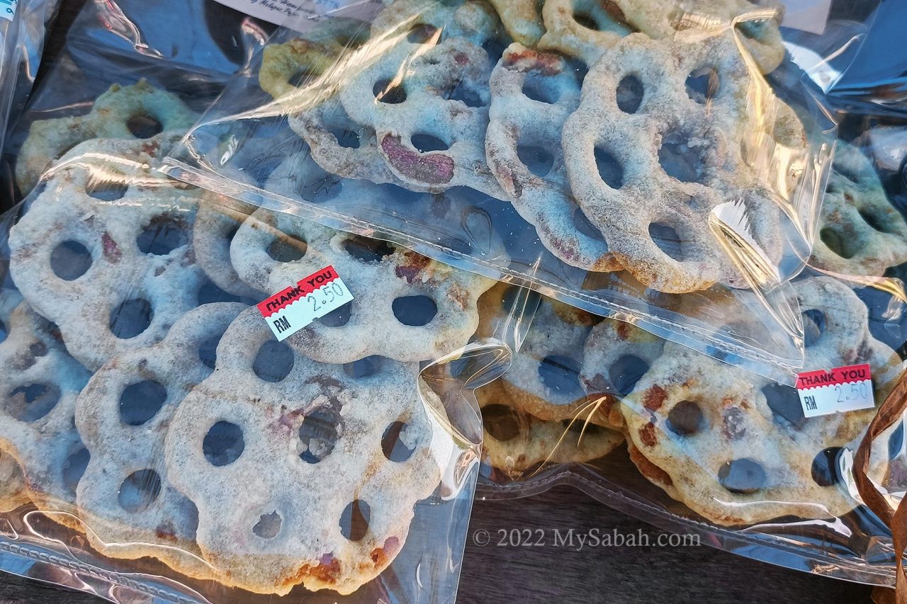 Kuih Cincin in plastic bag