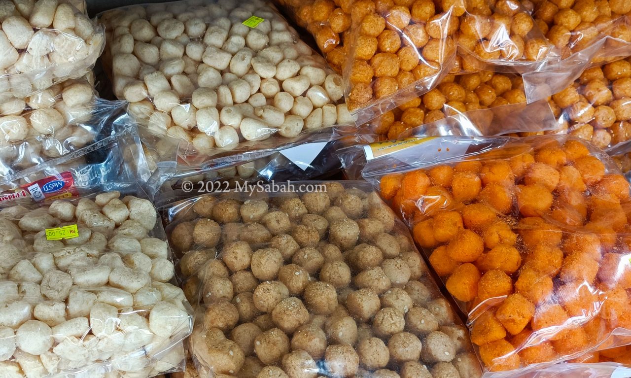 Amplang of different flavors sold in plastic bags