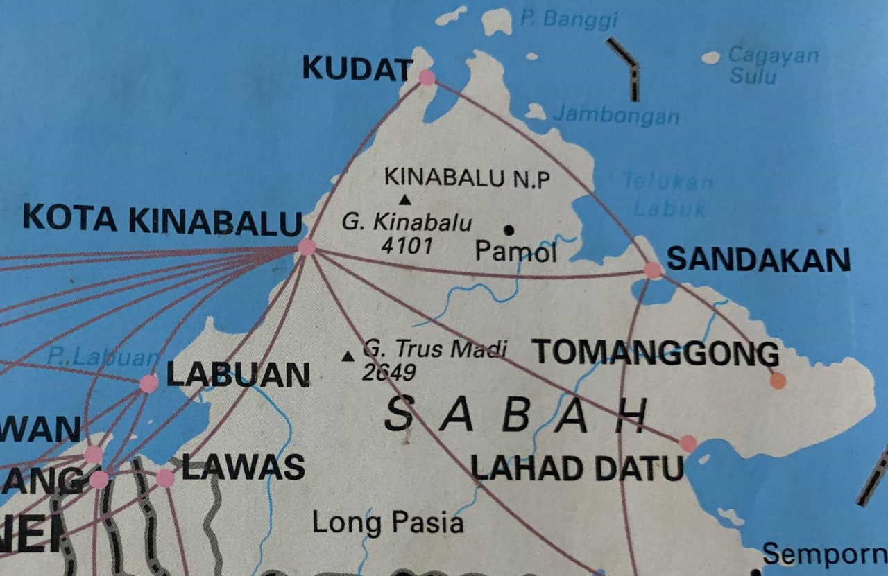 Outdated height information about Mount Kinabalu on a flight magazine