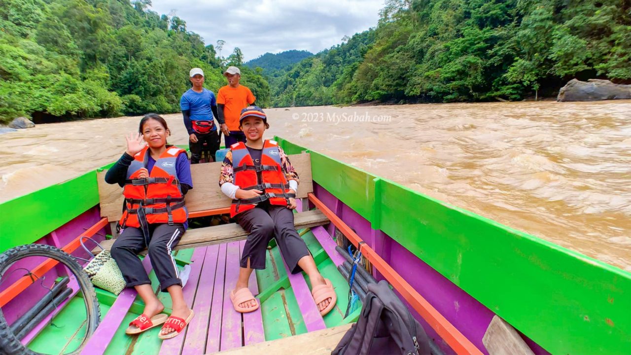 Girls on the long boat