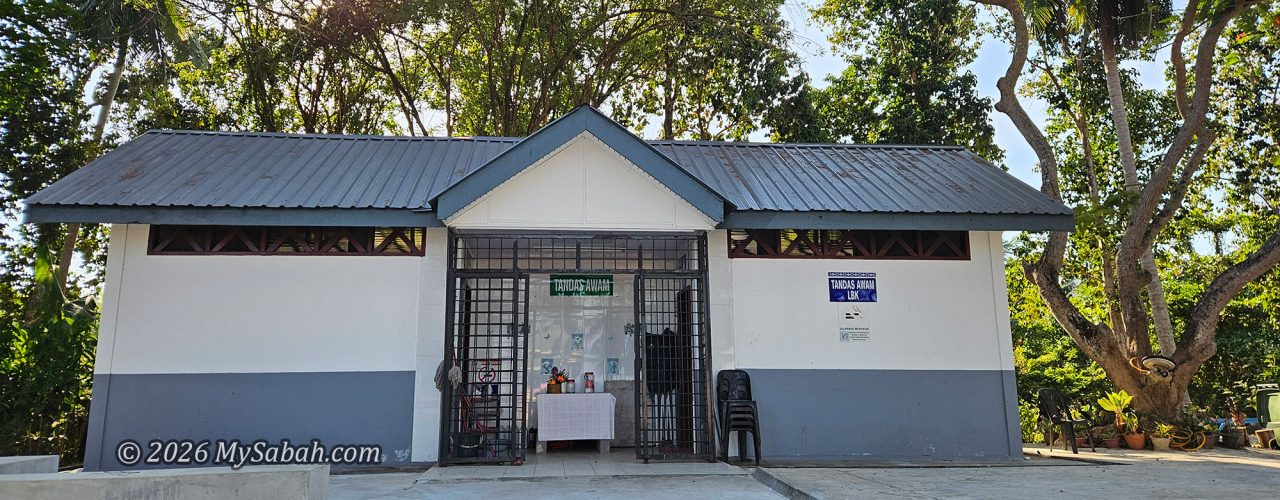 Public toilet at Bak-Bak Beach, Kudat