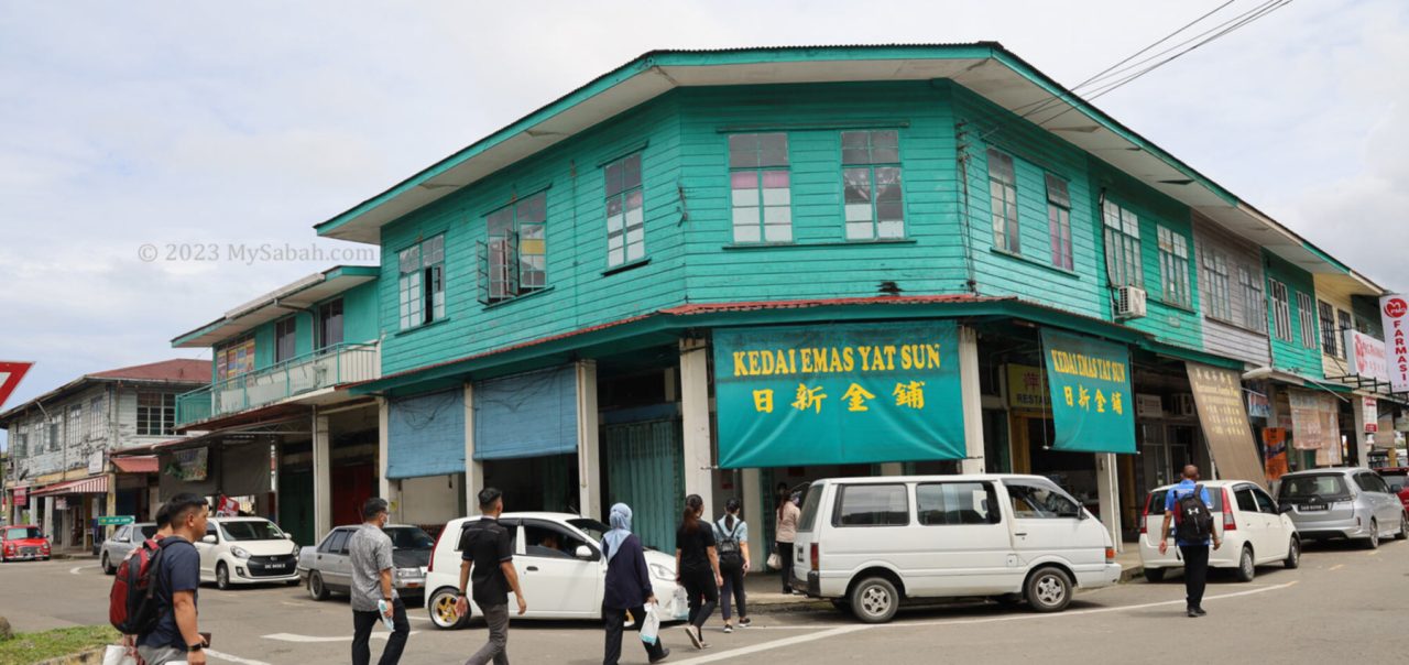 The Post-War wooden shoplots in Papar town