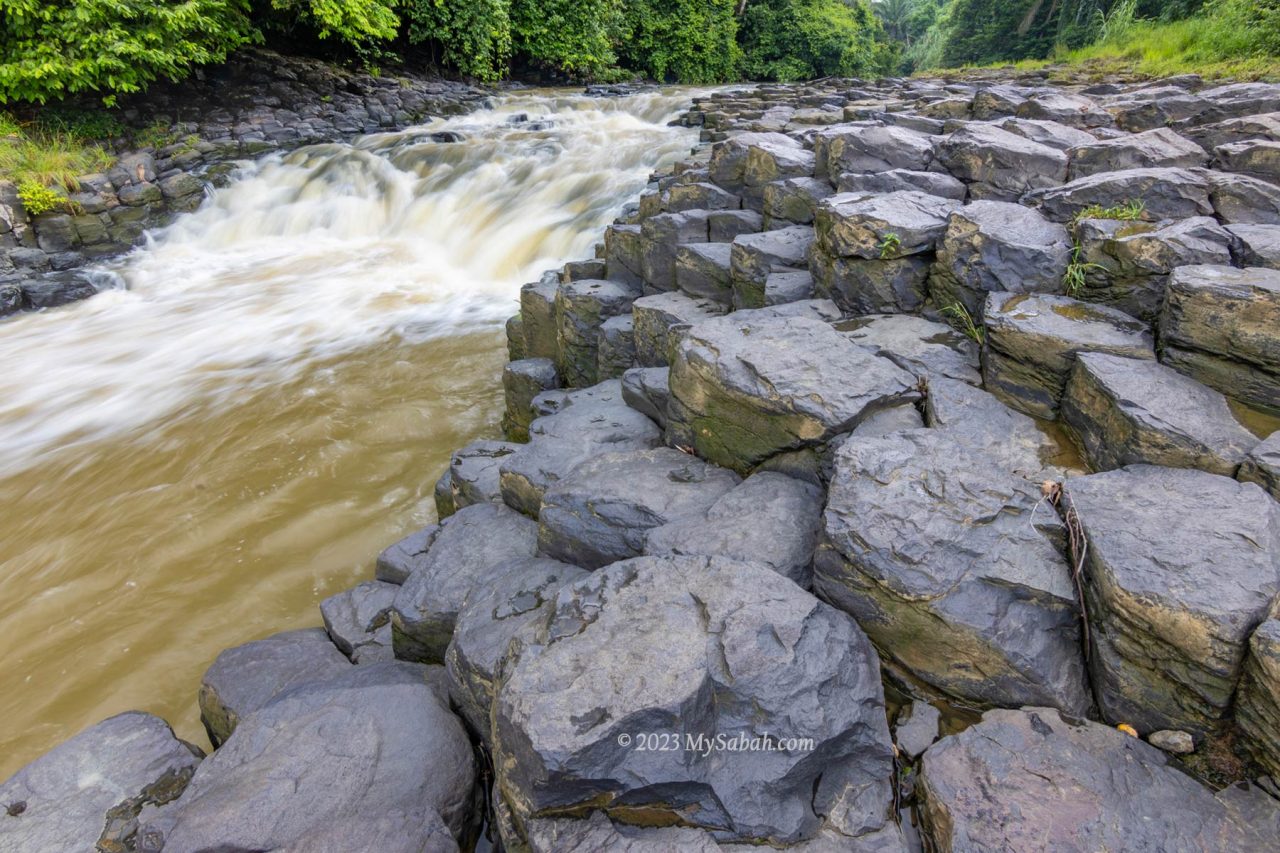 Waterfall at Batu Bersusun (Columnar Basalt)