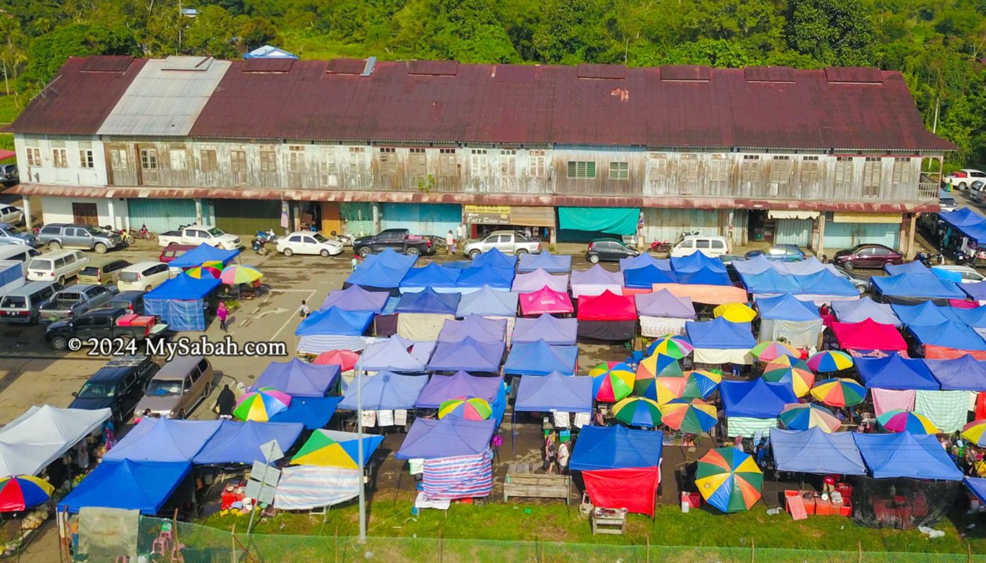 Old shophouse and tamu market of Membakut town