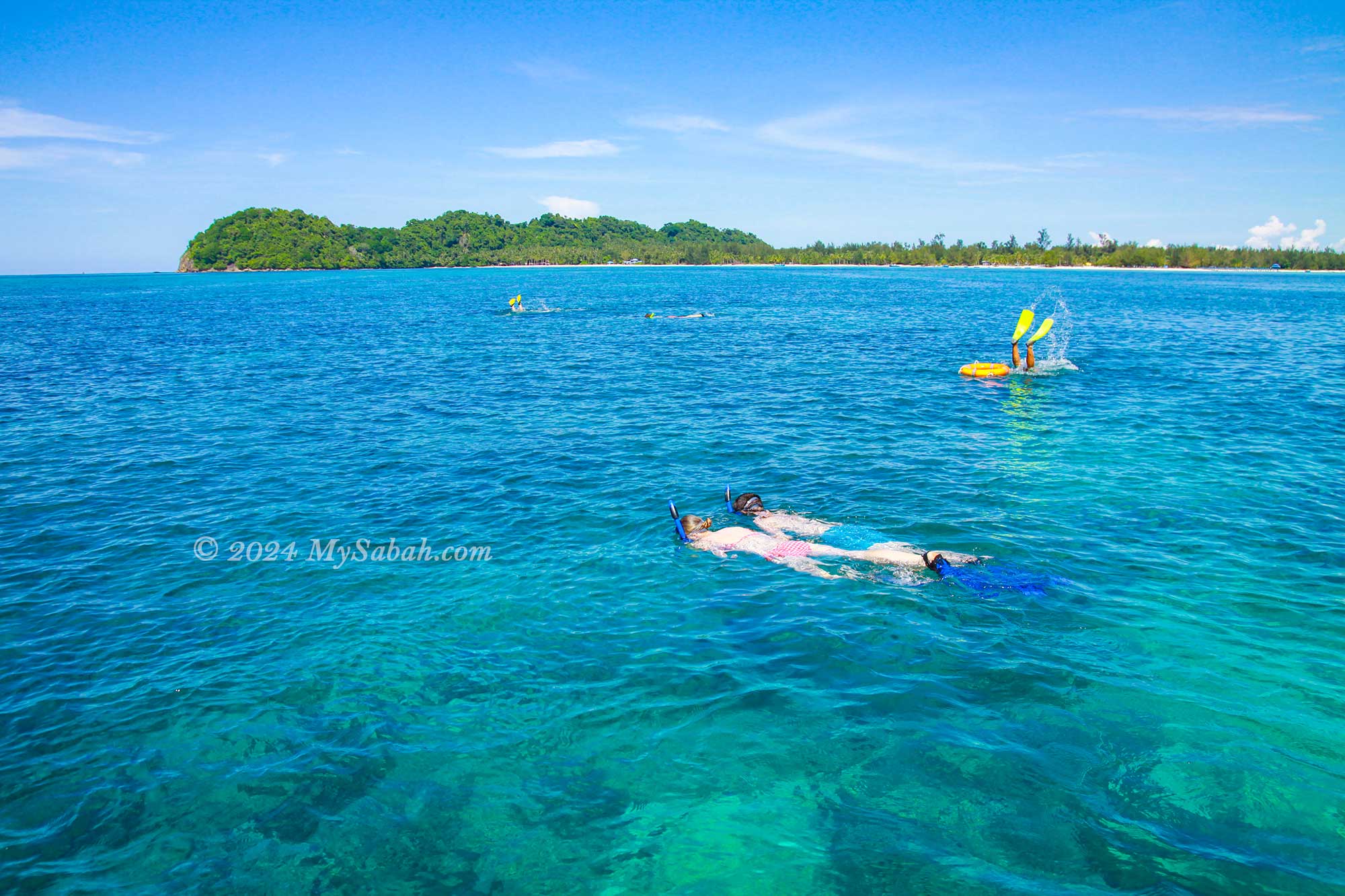 Snorkelling on Mantanani Island
