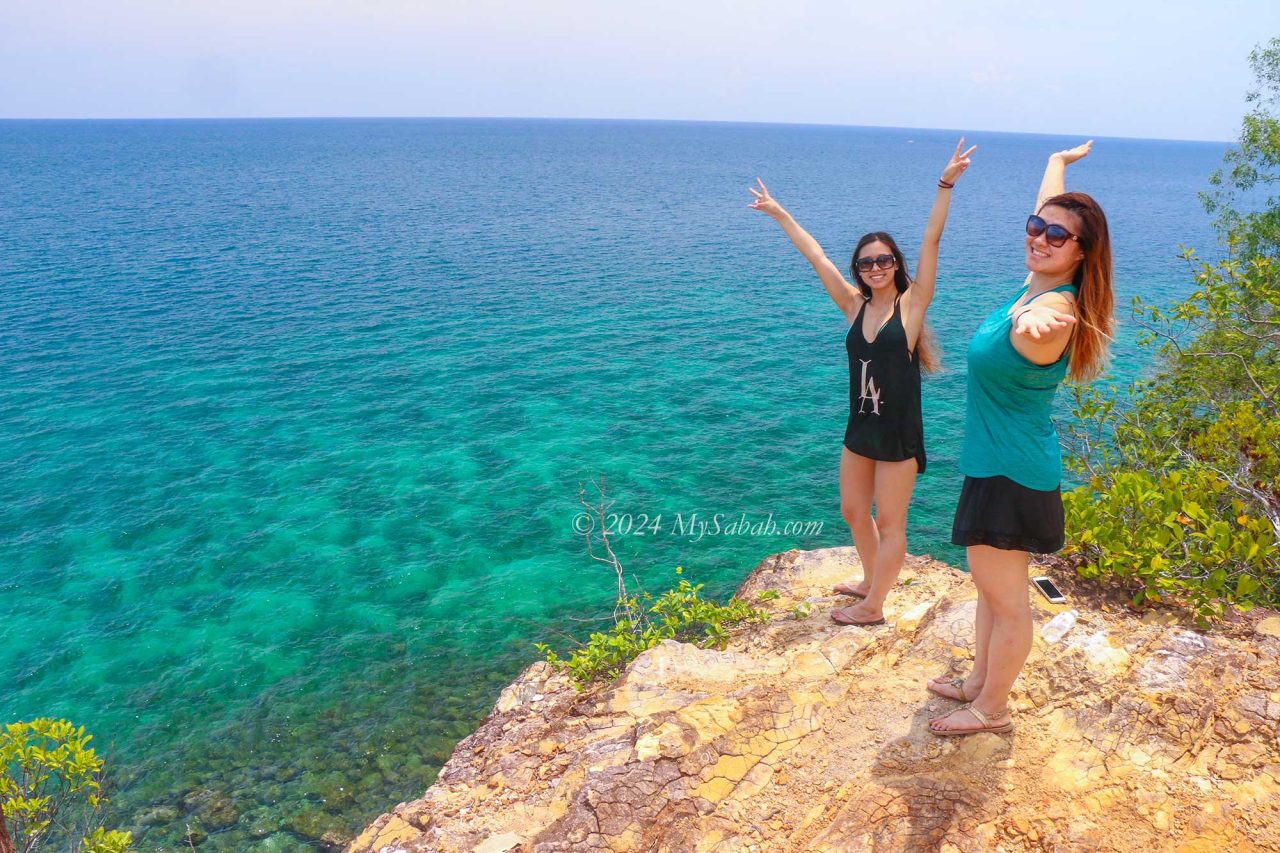 A secret cliff behind Sapi Island