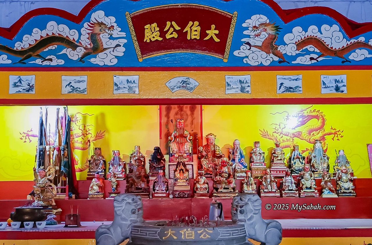 Altar of Tua Pek Kong
