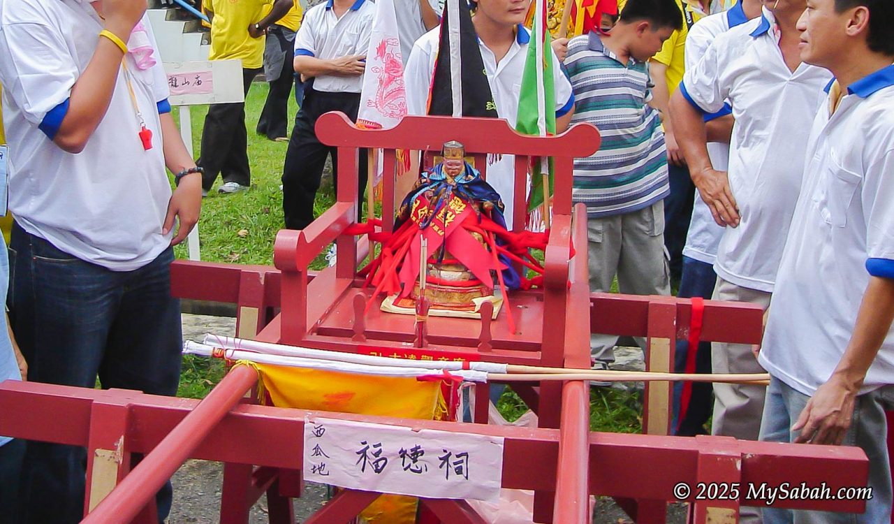 Tua Pek Kong shrine prepared for the Chingay parade in Donggongon.