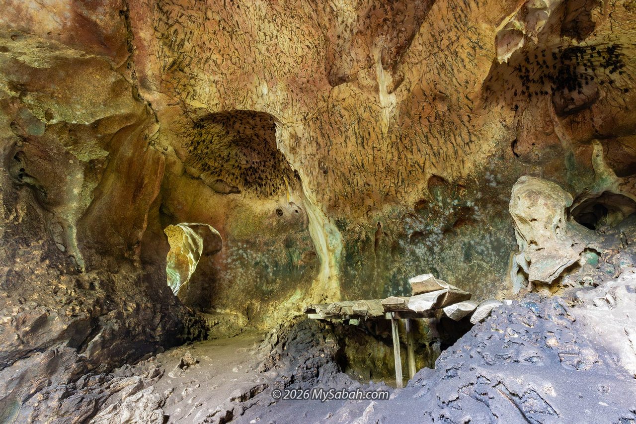 Wood coffins in the Agop Lintanga (Middle Cave) of Agop Batu Tulug